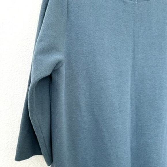 By Min Soft V-Neck Midi Dress with Side Slits - Picture 7 of 7